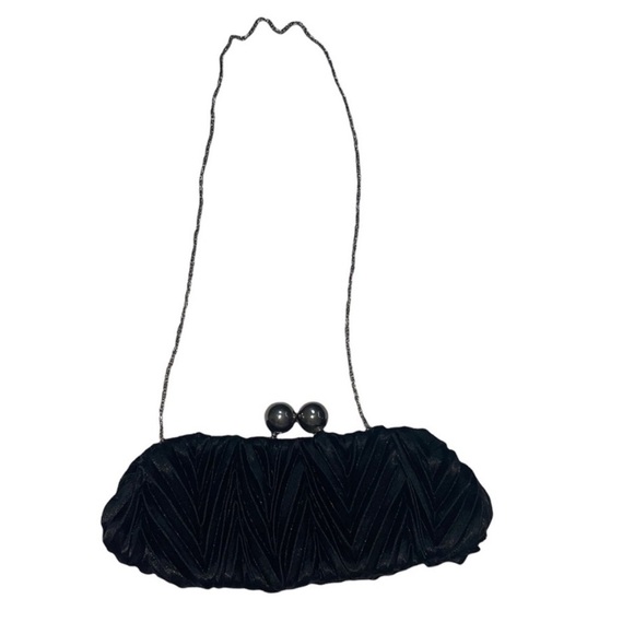 Cache Black Satin Chain Strap Clutche - Picture 5 of 5